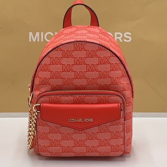 MICHAEL KORS
Maisie Extra-Small Pebbled Leather 2-in-1 Backpack
Dk Sangria
NWT - Picture 13 of 16
